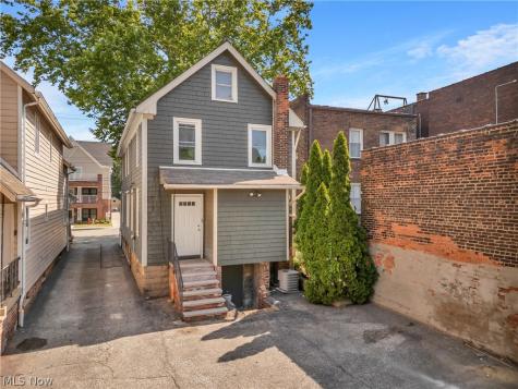 2186 Cornell Road Cleveland OH 44106