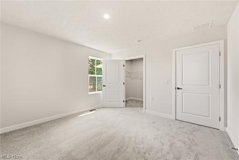 157 Potomac Drive Elyria OH 44035