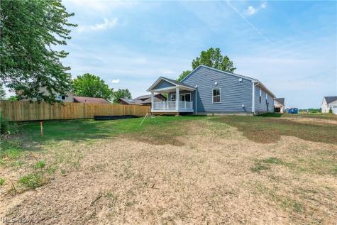 157 Potomac Drive Elyria OH 44035