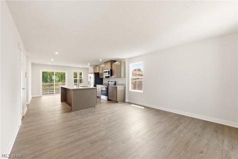 157 Potomac Drive Elyria OH 44035