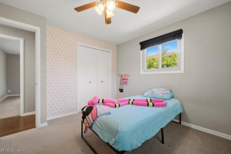 4480 Vezber Drive Seven Hills OH 44131