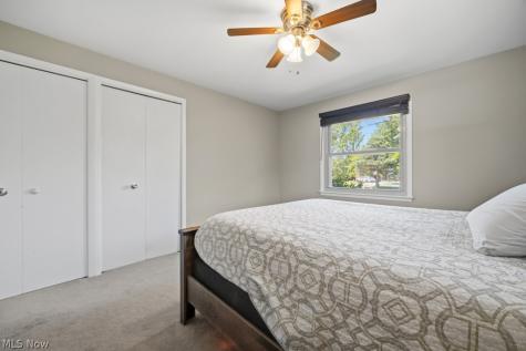 4480 Vezber Drive Seven Hills OH 44131