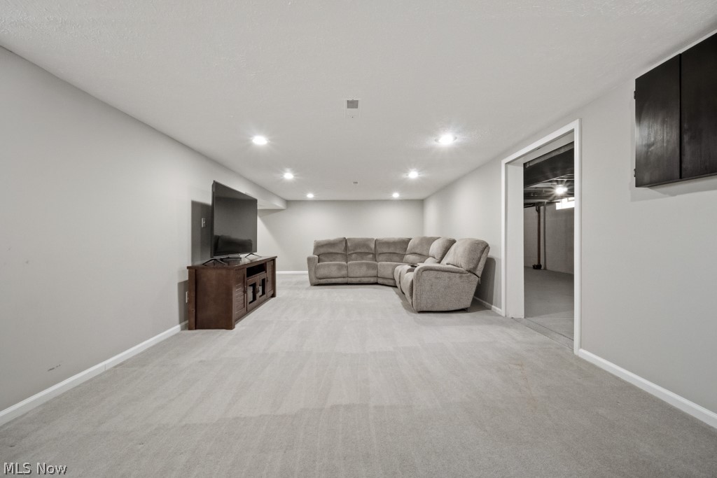 4480 Vezber Drive Seven Hills OH 44131