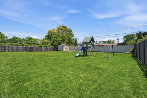4480 Vezber Drive Seven Hills OH 44131