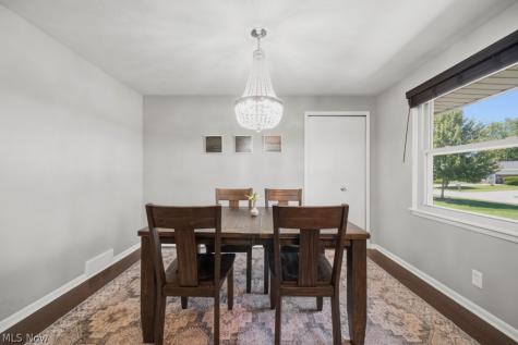 4480 Vezber Drive Seven Hills OH 44131