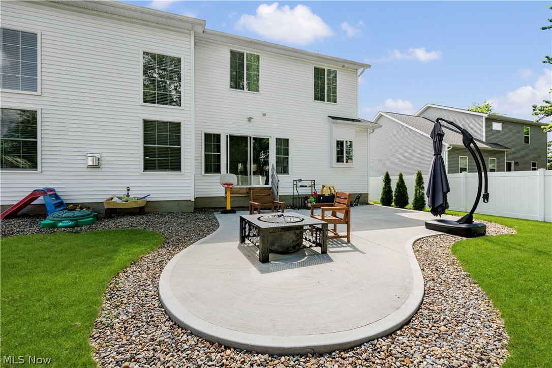 10543 Mogadore Avenue NW Uniontown OH 44685