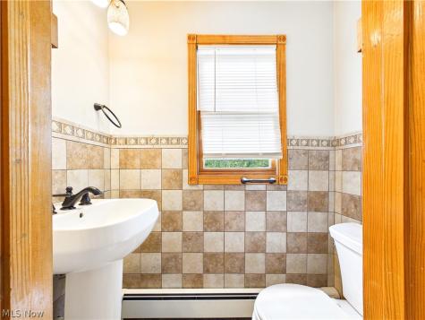 712 Marietta Lane Marietta OH 45750