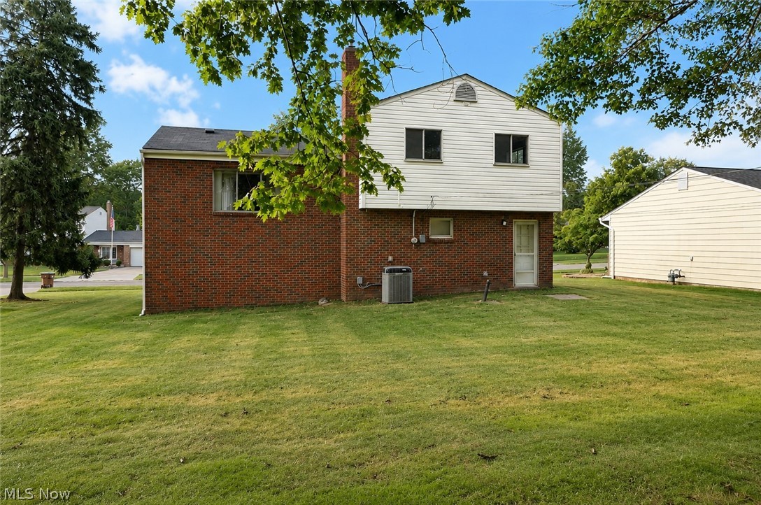 6221 Sequoia Drive Parma OH 44134