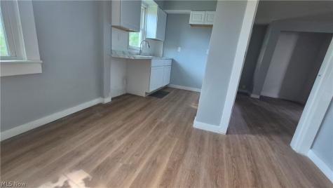 4137 Cyril Avenue Cleveland OH 44109