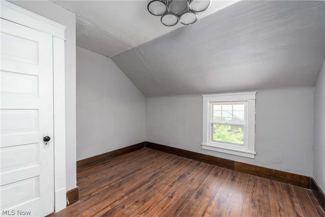 672 Jackson Street Amherst OH 44001