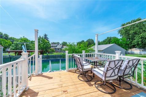 672 Jackson Street Amherst OH 44001