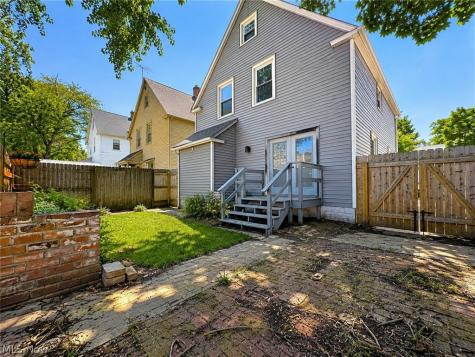 6808 Fir Avenue Cleveland OH 44102