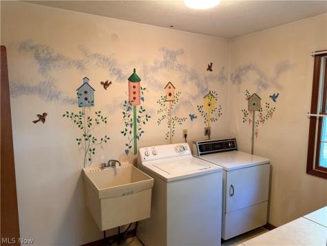 36500 Kinzel Road Avon OH 44011