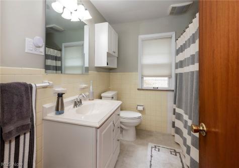 131 Edgewood Drive Berea OH 44017