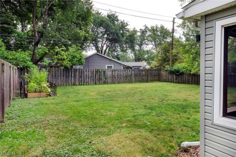 131 Edgewood Drive Berea OH 44017
