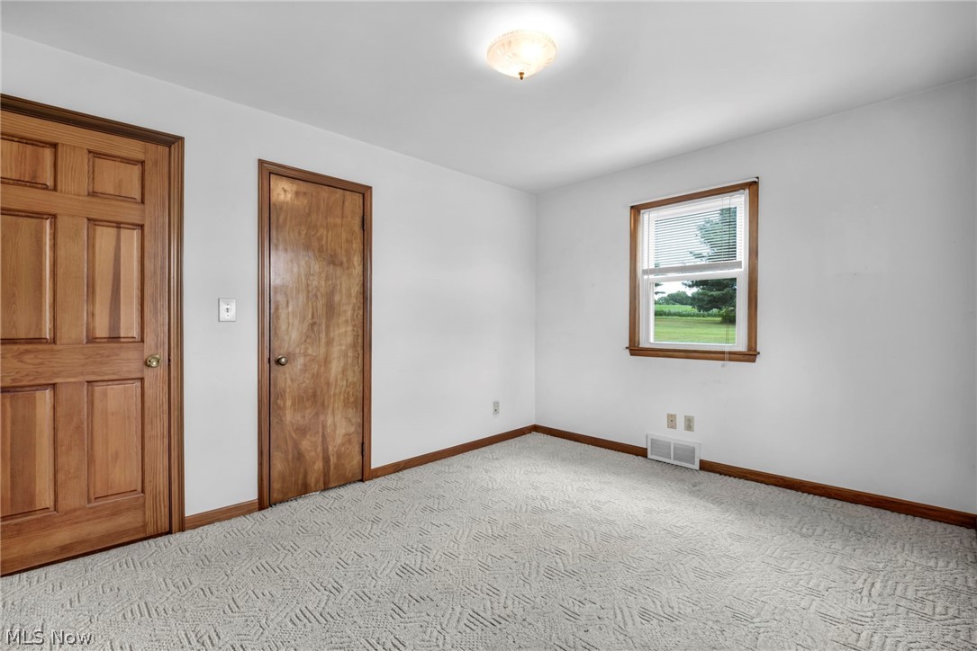 6168 Nimishillen Church Road NE Canton OH 44721