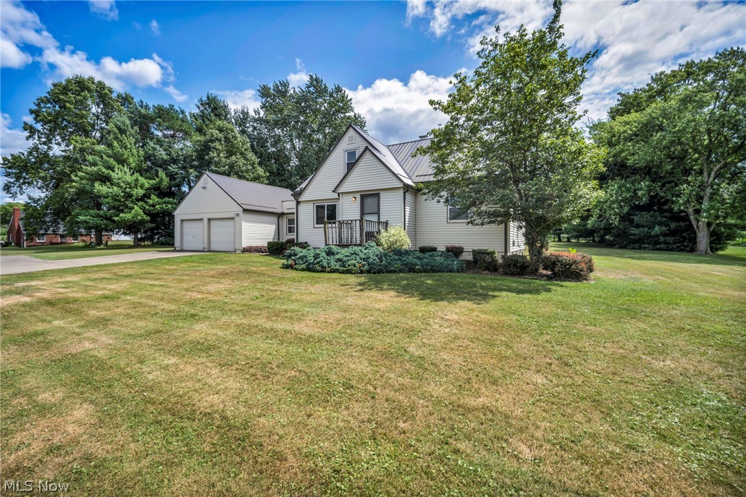6168 Nimishillen Church Road NE Canton OH 44721