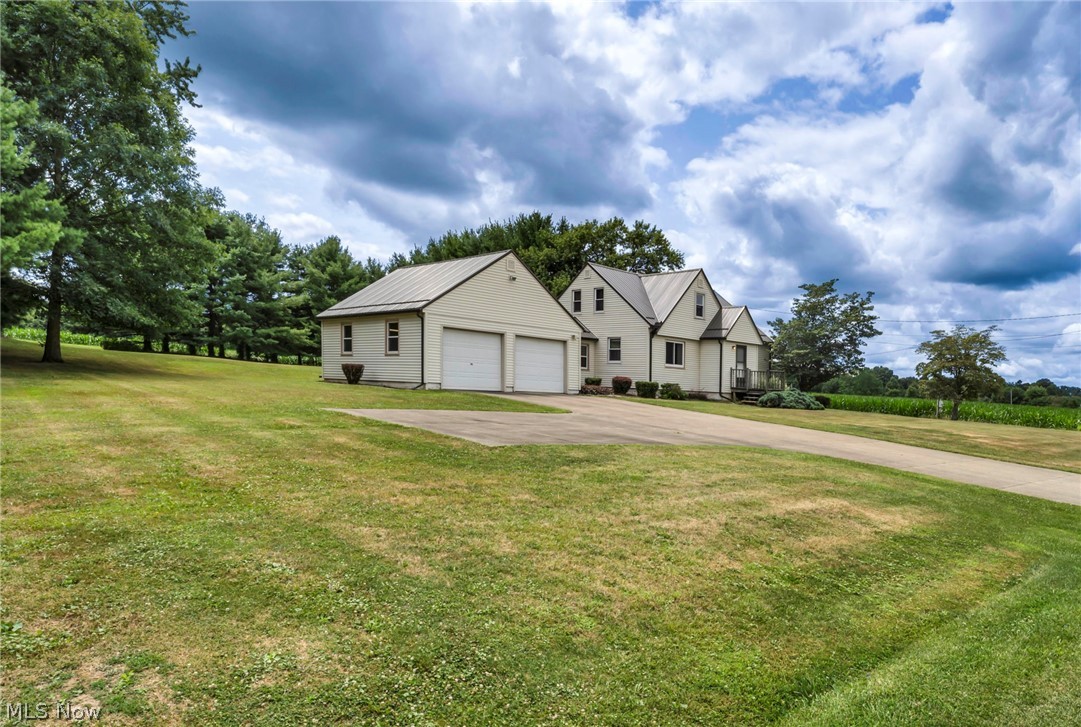 6168 Nimishillen Church Road NE Canton OH 44721