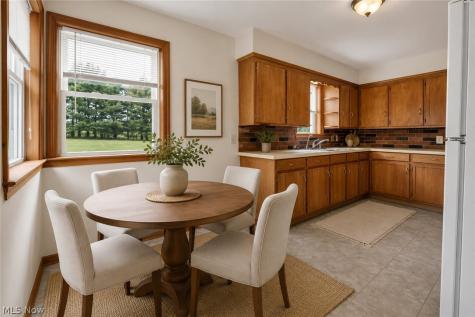 6168 Nimishillen Church Road NE Canton OH 44721