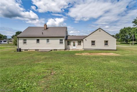 6168 Nimishillen Church Road NE Canton OH 44721