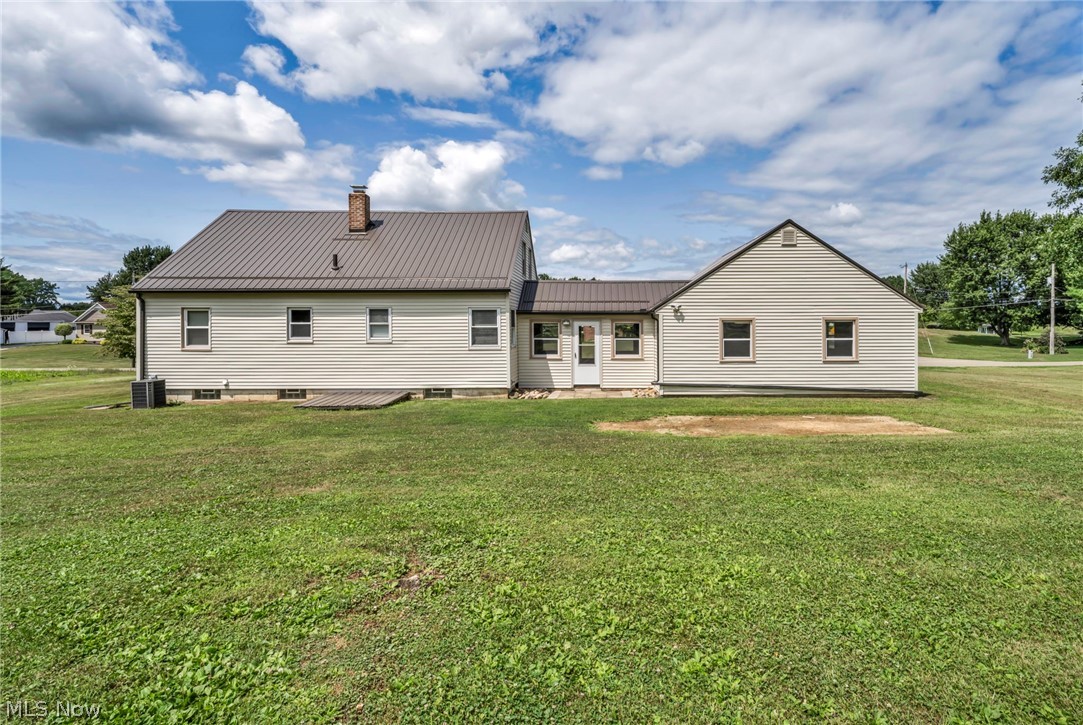 6168 Nimishillen Church Road NE Canton OH 44721