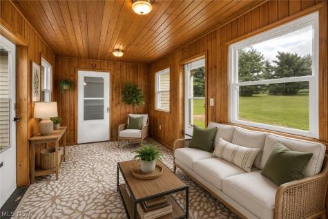 6168 Nimishillen Church Road NE Canton OH 44721