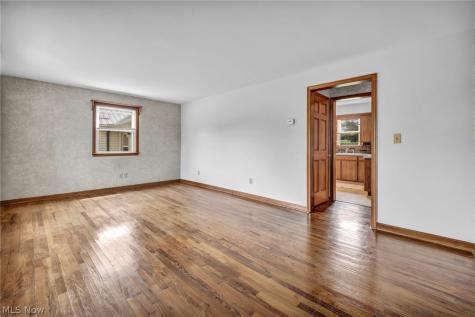 6168 Nimishillen Church Road NE Canton OH 44721