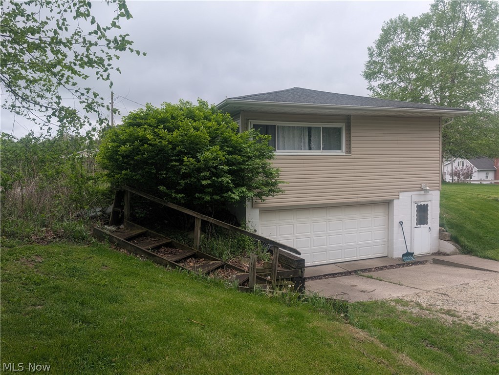 434 Steubenville Road SE Carrollton OH 44615
