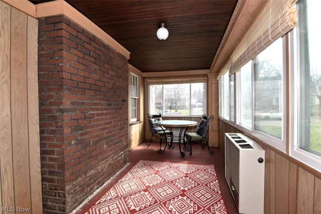 2498 Queenston Road Cleveland Heights OH 44118