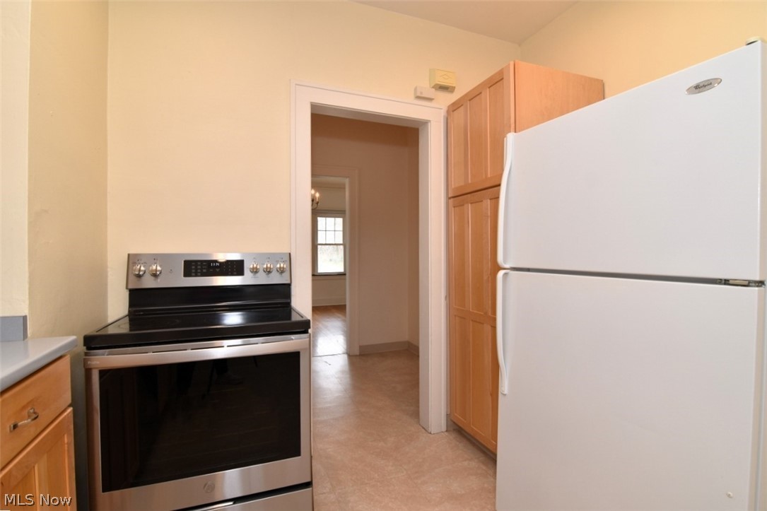 2498 Queenston Road Cleveland Heights OH 44118