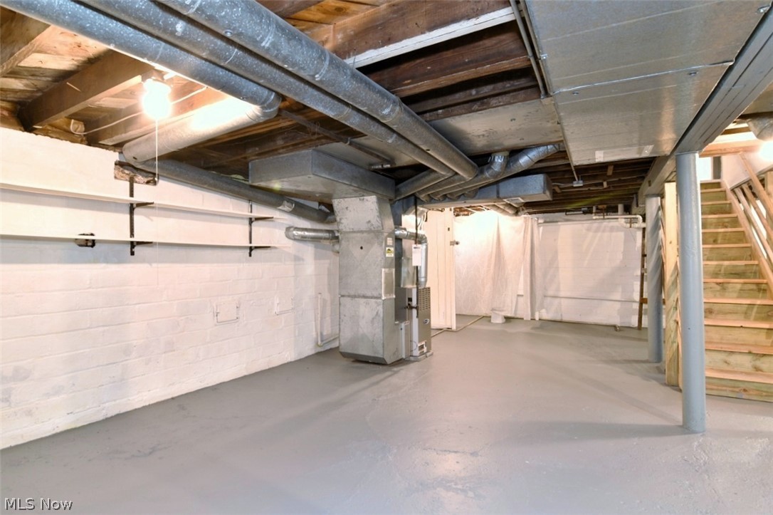 2498 Queenston Road Cleveland Heights OH 44118