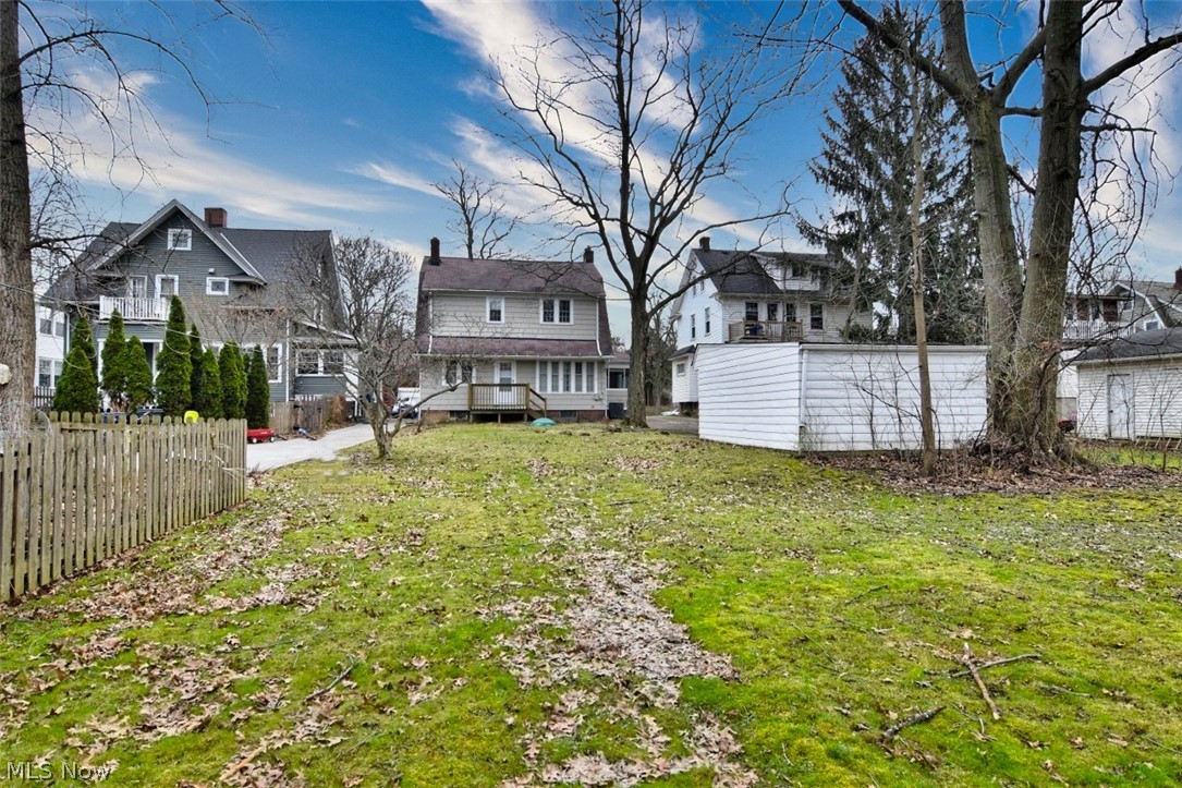 2498 Queenston Road Cleveland Heights OH 44118