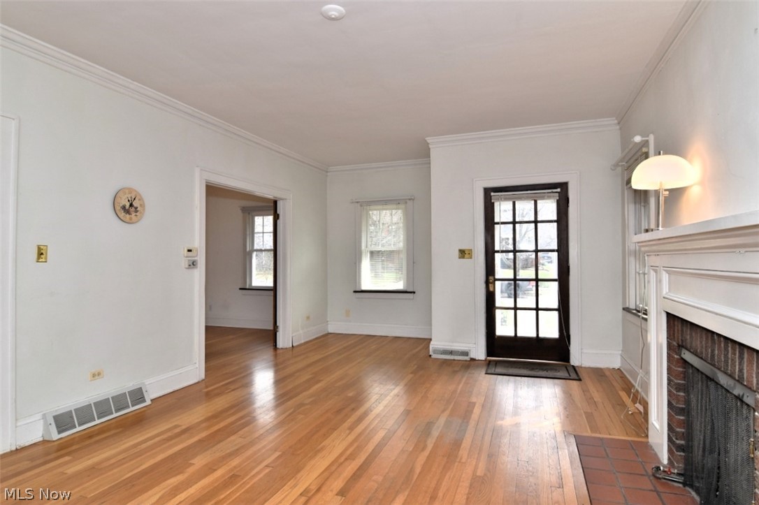 2498 Queenston Road Cleveland Heights OH 44118