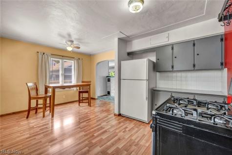 375 Olive Street Elyria OH 44035