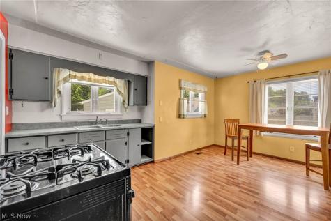 375 Olive Street Elyria OH 44035