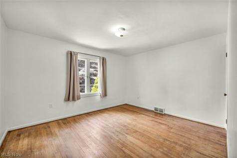 375 Olive Street Elyria OH 44035