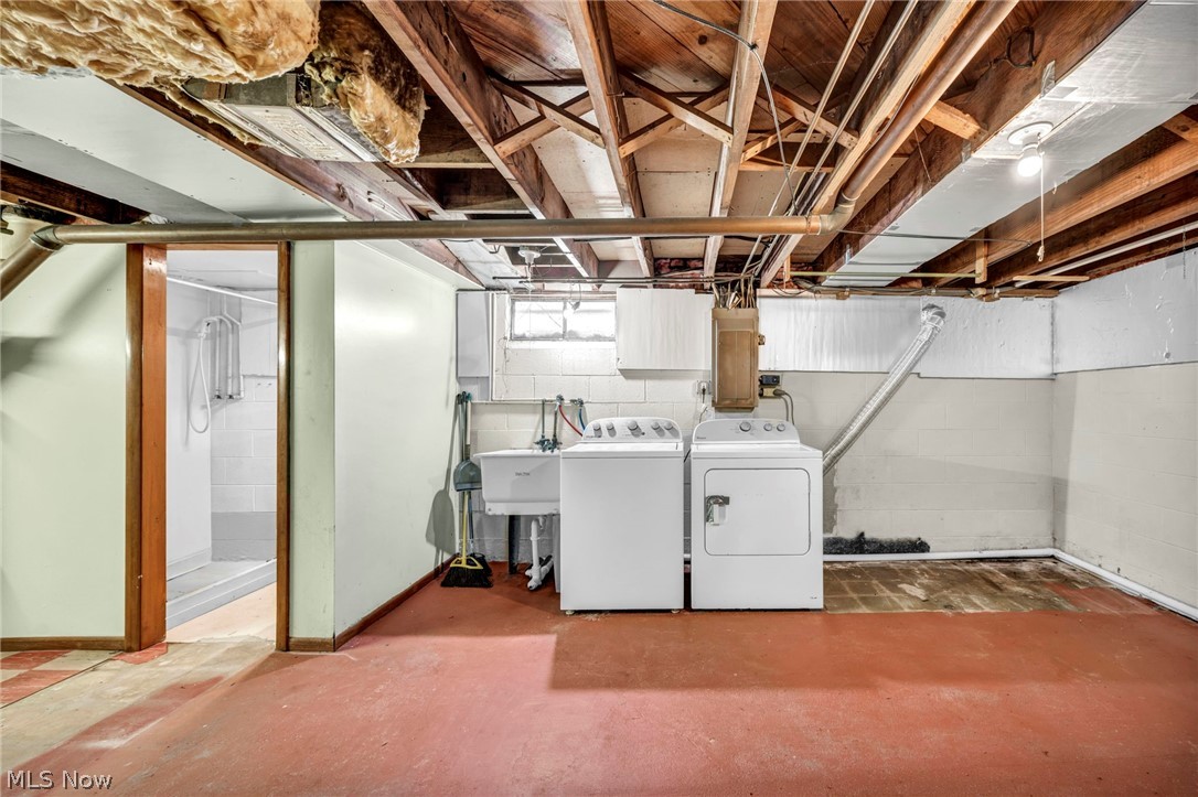 375 Olive Street Elyria OH 44035