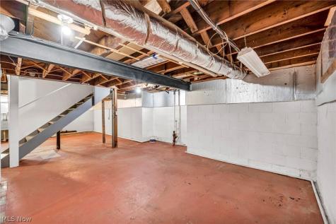 375 Olive Street Elyria OH 44035