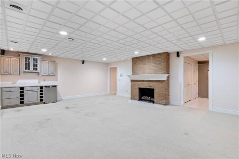 2520 Glenmont Road NW Canton OH 44708