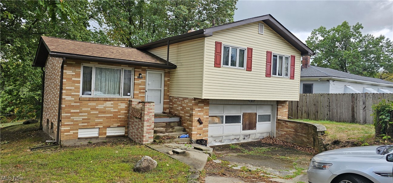 1302 East Avenue Akron OH 44307