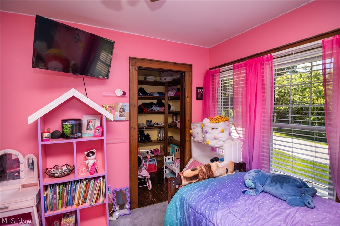 73105 Holzworth Road Flushing OH 43977
