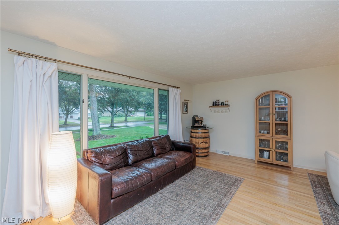 27983 Wisteria Drive North Olmsted OH 44070