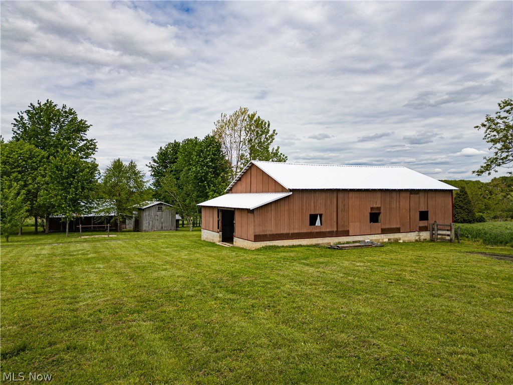 12967 Pleasant Valley Road Utica OH 43080