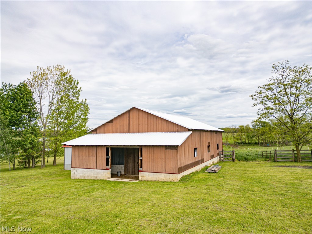 12967 Pleasant Valley Road Utica OH 43080