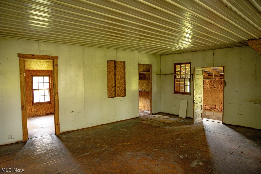 12967 Pleasant Valley Road Utica OH 43080