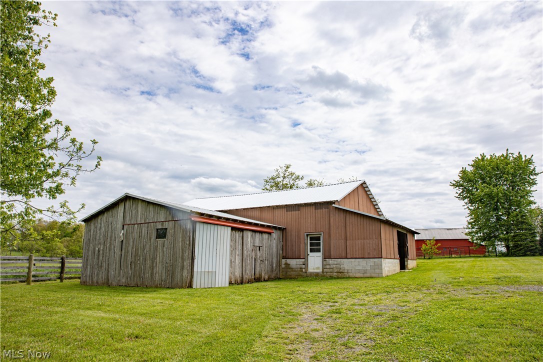 12967 Pleasant Valley Road Utica OH 43080