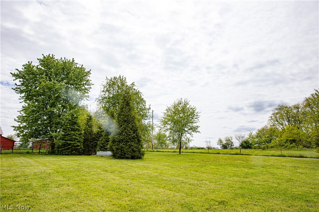 12967 Pleasant Valley Road Utica OH 43080