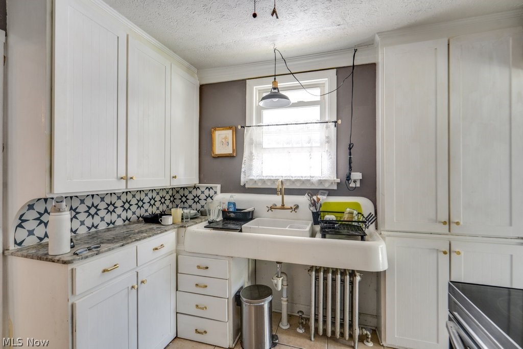 11 E 220th Street Euclid OH 44123