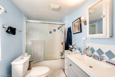 11 E 220th Street Euclid OH 44123
