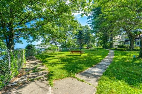 11 E 220th Street Euclid OH 44123